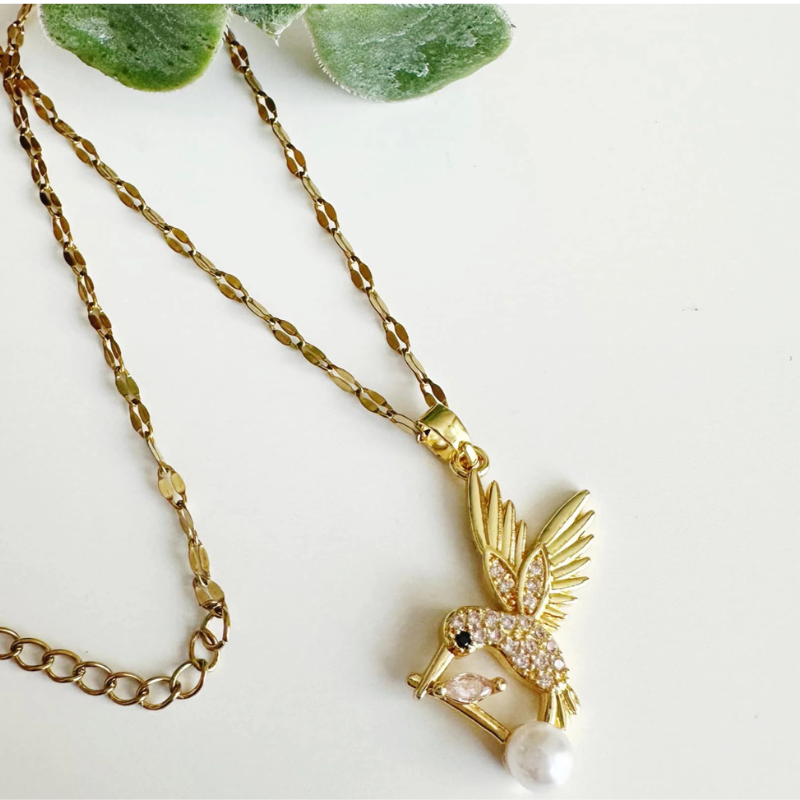 Colgantes o dijes con símbolos