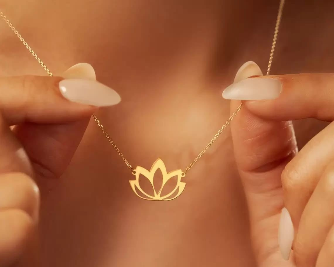 Collar Flor de Loto  Conexión Interior
