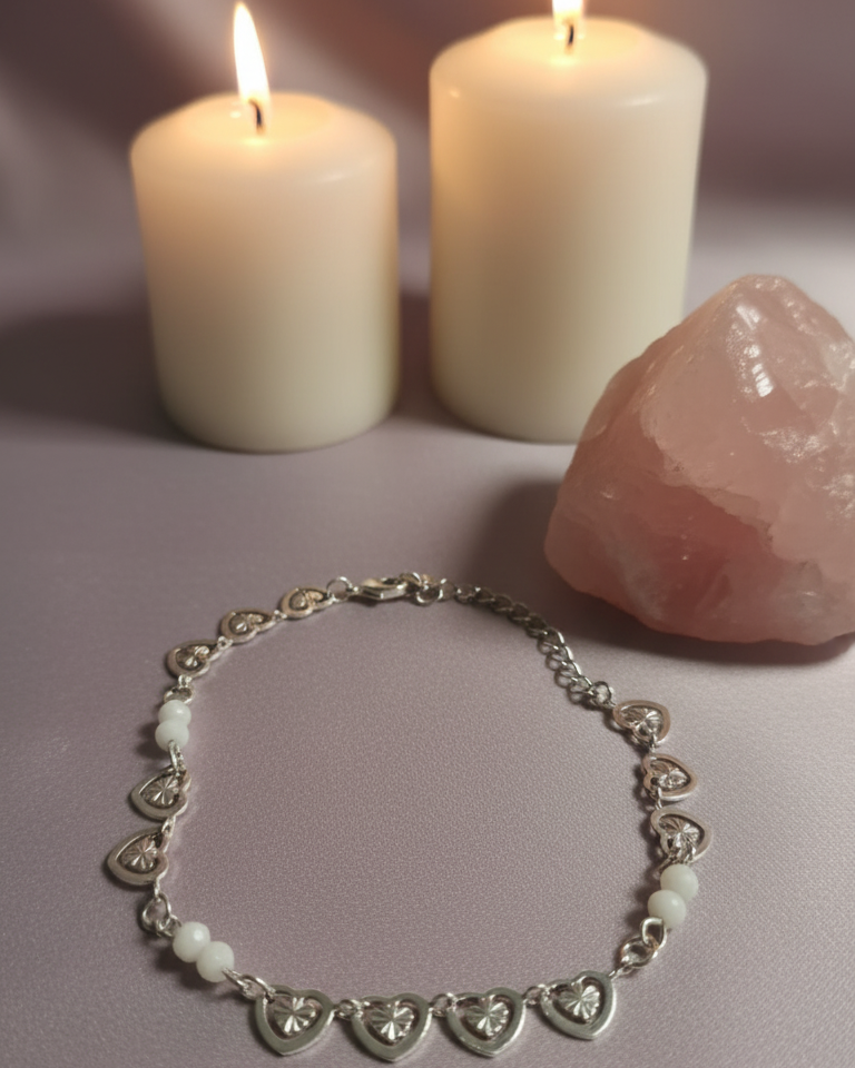 Pulsera de corazones con perlas blancas – Amor, pureza y conexión interior